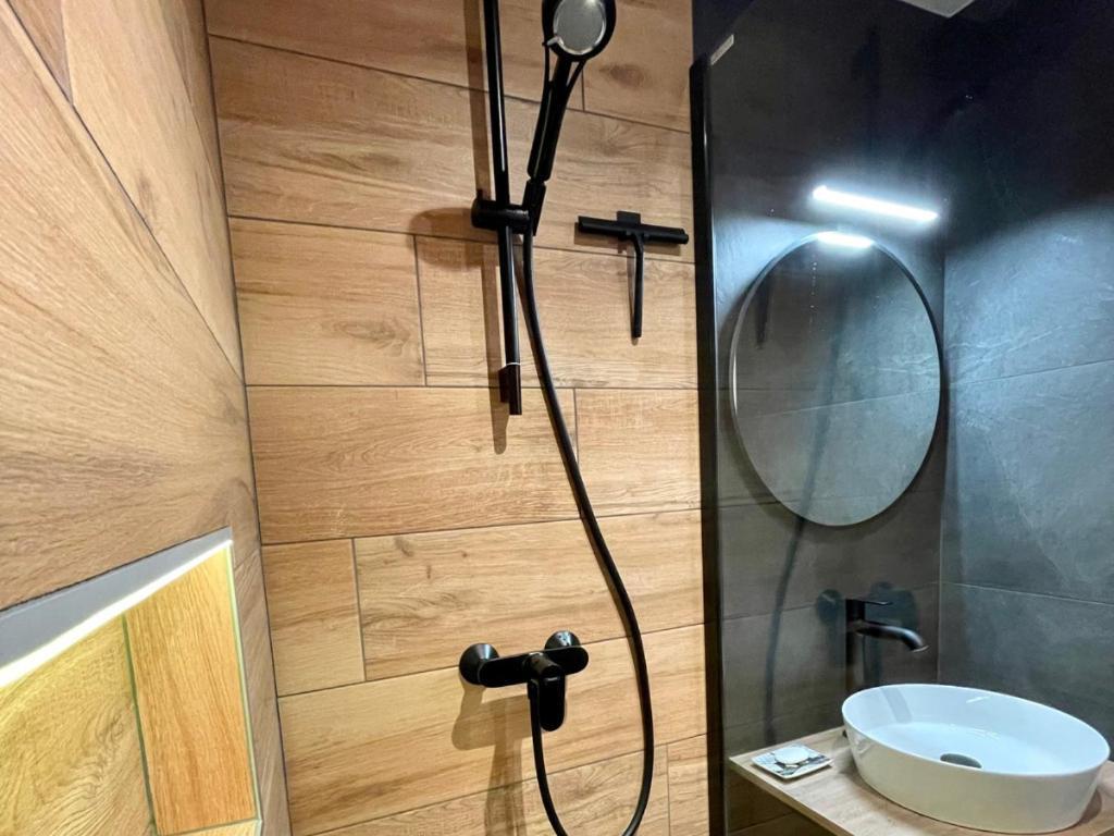 L'artistik - 5 Min A Pied Du Port Et Parking Prive Apartment *